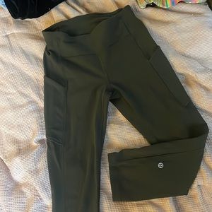 Lulu lemon yoga capris